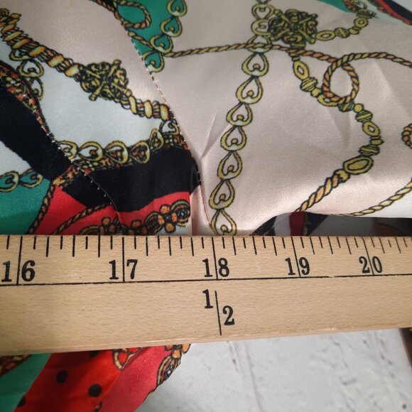 Eien Pleated Geometric Print Collar Midi dress - Picture 8 of 11